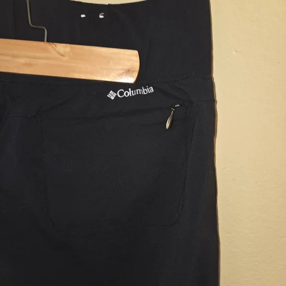 COLUMBIA WOMENS HIKING PANTS - Picture 2 of 4